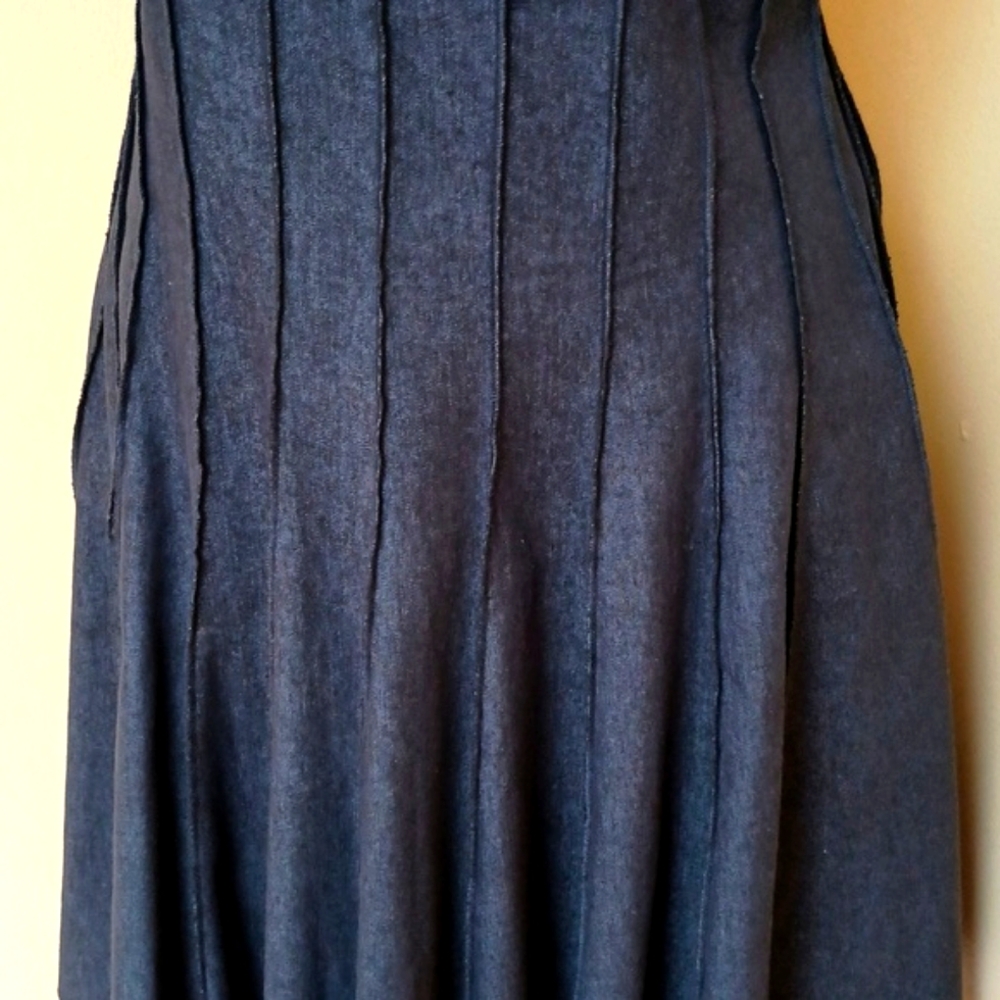 Dress - Picture 3 of 6